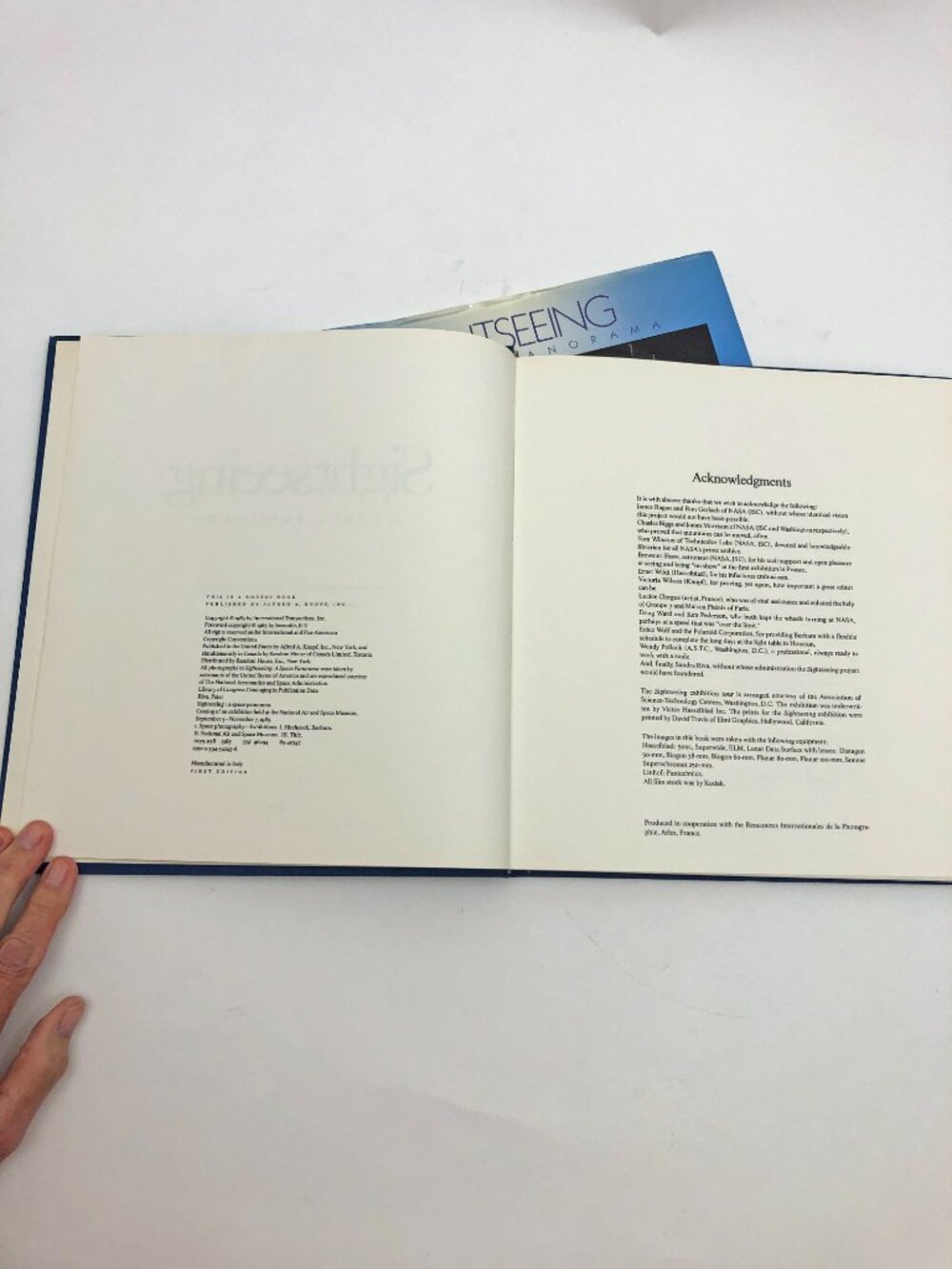 Sightseeing A Space Panorama HBDC 1st Edition 1985 Italy 105 pages HBDC - Picture 9 of 13